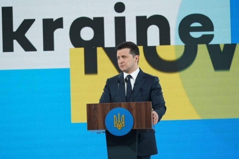 Зеленский рассказал о введении экономического паспорта украинца