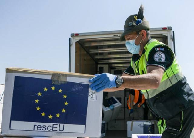 Еврокомиссия объявила о начале 3-й волны пандемии коронавируса в ЕС