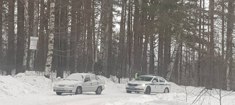 Автомобиль с трупом в салоне обнаружен на дороге в пригороде Петрозаводска