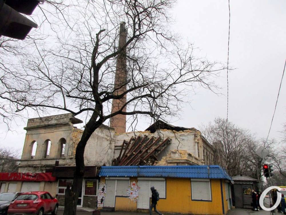 Как поживает недавно «грохнувший» одесский памятник архитектуры? (фото)