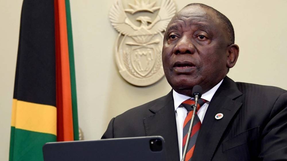 Президент ЮАР посетил церемонию прощания с королем зулусов