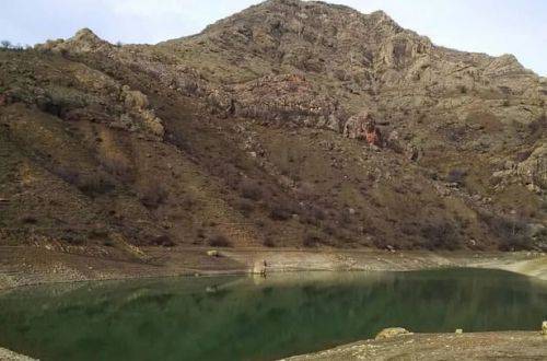 В Крыму высыхает "место силы": горное озеро Панагия превратили в лужу. ФОТО