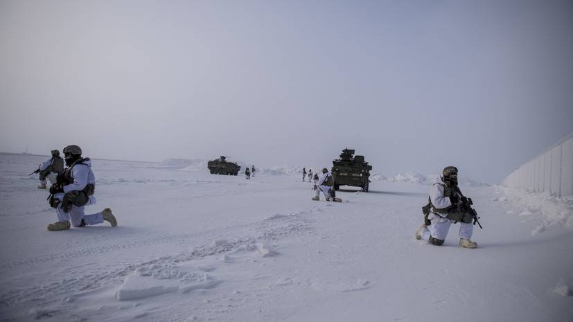 «Будут только усиливать милитаризацию региона»: зачем ВВС США и Канады проводят совместные учения в Арктике