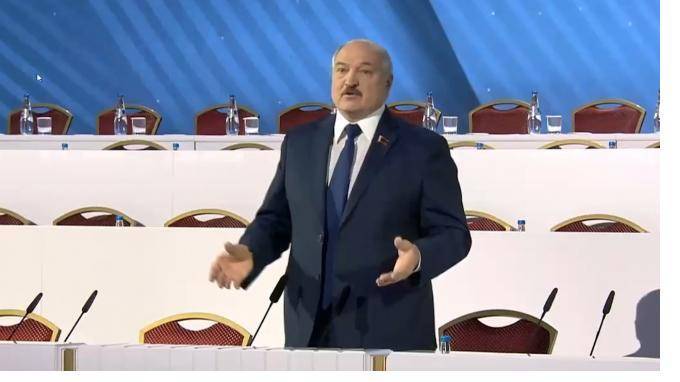 Лукашенко считает идеологию фашизма чуждой жителям Белоруссии