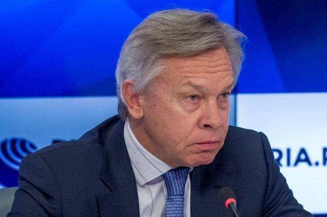 Пушков заявил о присутствии у администрации Байдена «опасных рефлексов»