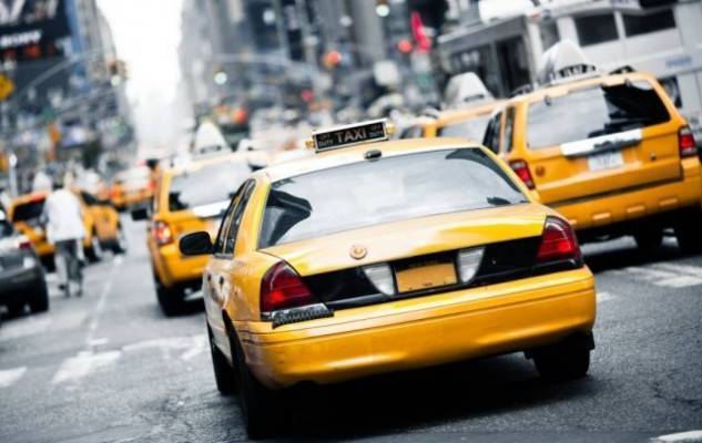 Международный день таксиста 2021: оригинальные поздравления с профессиональным праздником