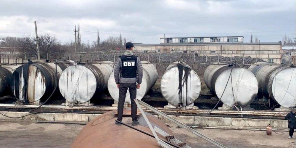 В Украине разоблачили масштабное производство фальсифицированного дизтоплива и бензина