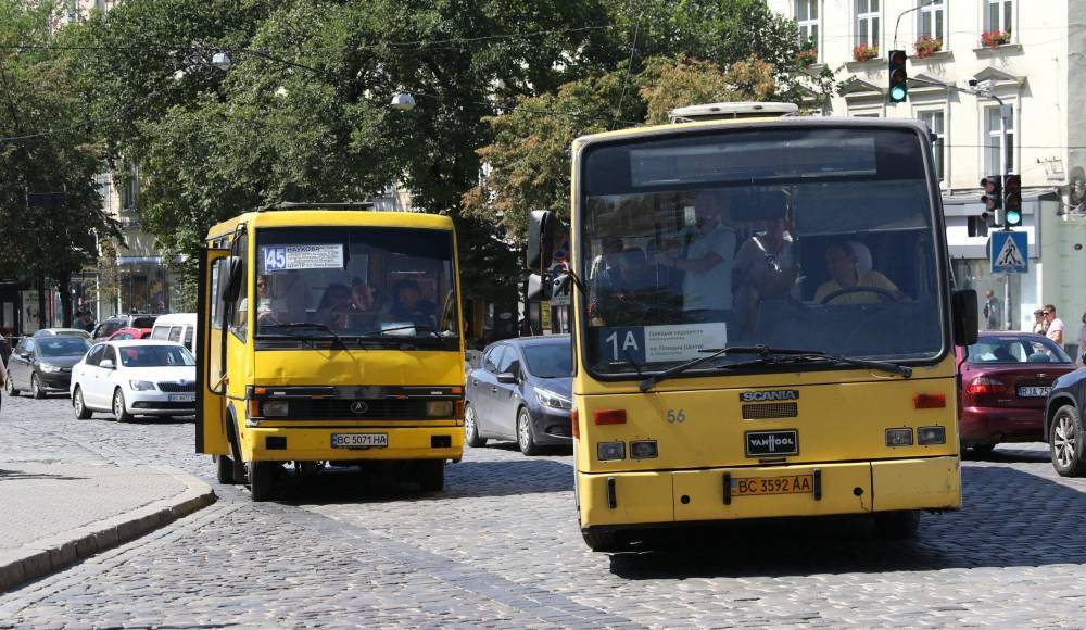 Во Львове 6 автобусов изменят маршруты движения