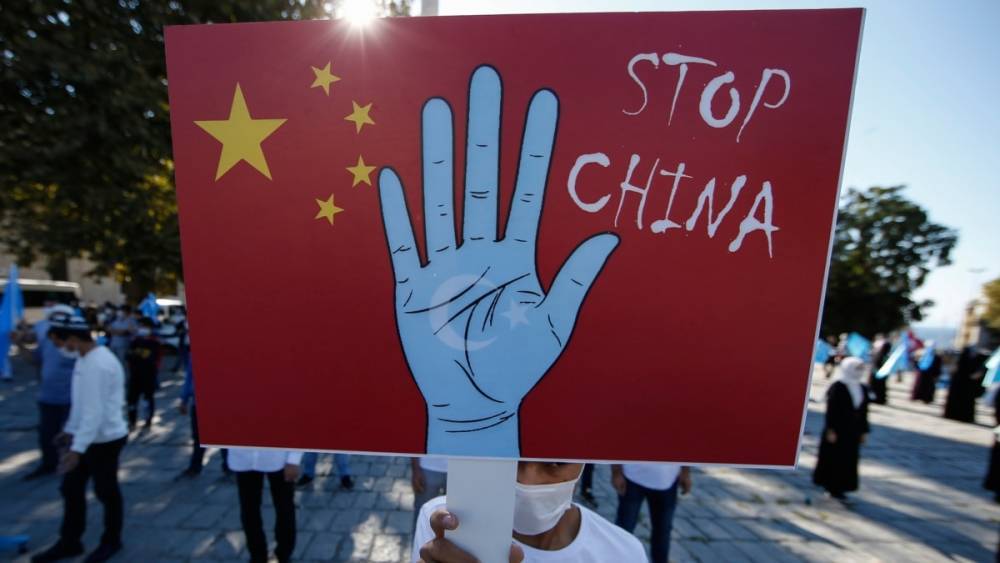 Европейский союз впервые за 30 лет ввёл санкции против Китая