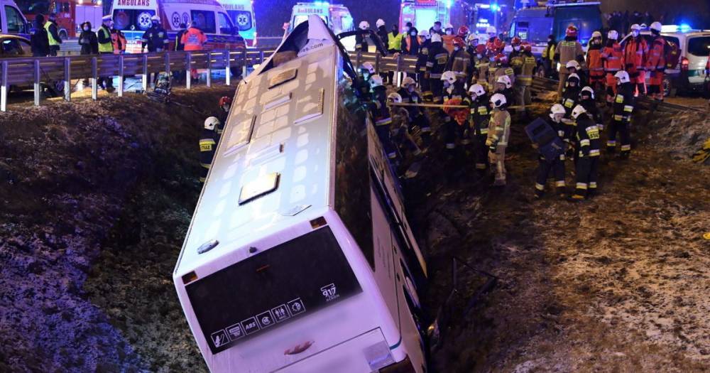 Это место считают "проклятым": в Польше назвали вероятные причины аварии украинского автобуса