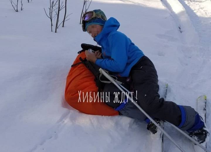 Объявленная погибшей при сходе лавины в Хибинах девочка оказалась жива