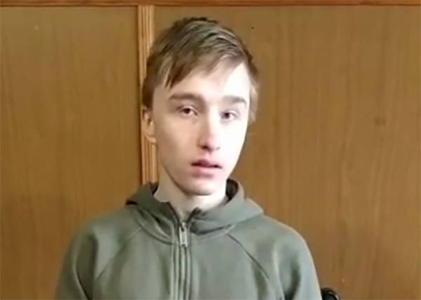 Полиция задержала юношу, дважды ограбившего "Связной" в Екатеринбурге