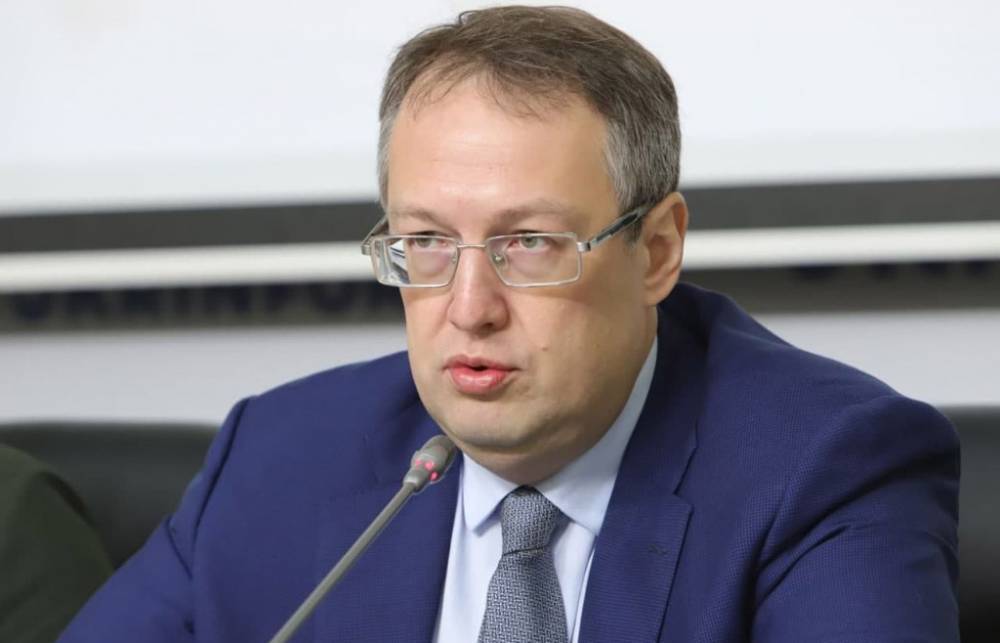 МВД Украины отрекается от националистов