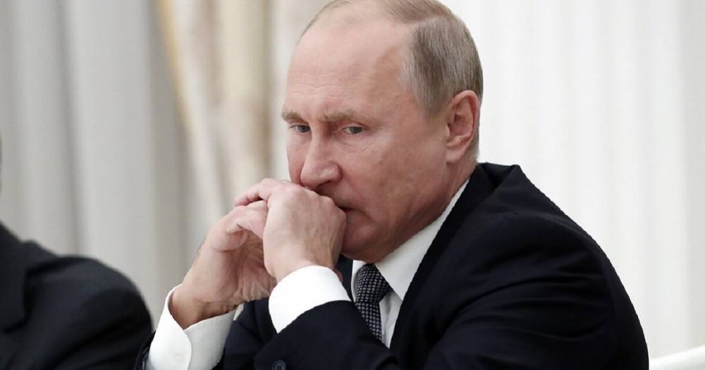 Госдума РФ во втором чтении поддержала право Путина претендовать еще на два срока
