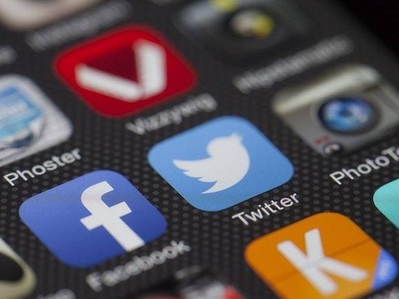 Около трети россиян считают перебором возможную блокировку Twitter