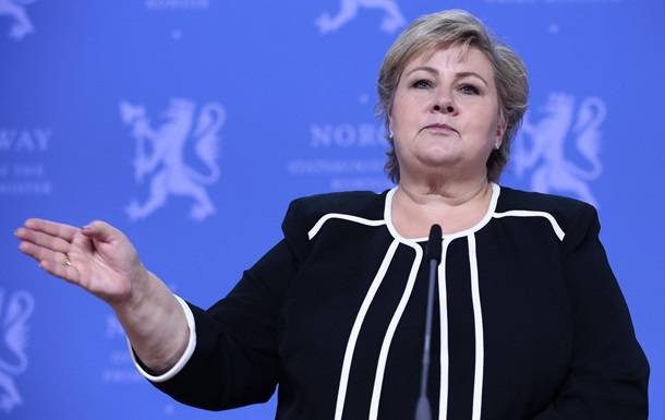 Премьера Норвегии допросила полиция из-за нарушения карантина
