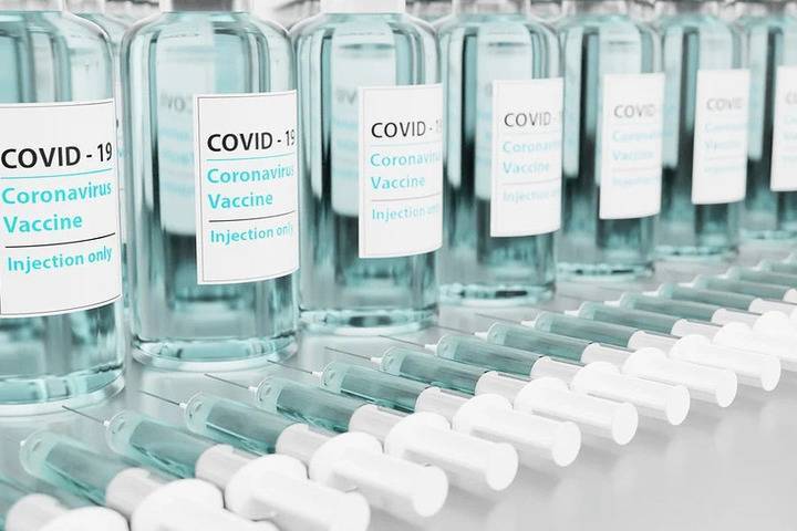В Оренбургской области от COVID-19 вакцинировано почти 70 000 человек