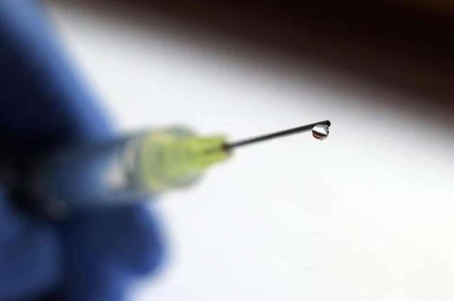 В Минздраве прокомментировали смерть военнослужащей после вакцинации от коронавируса
