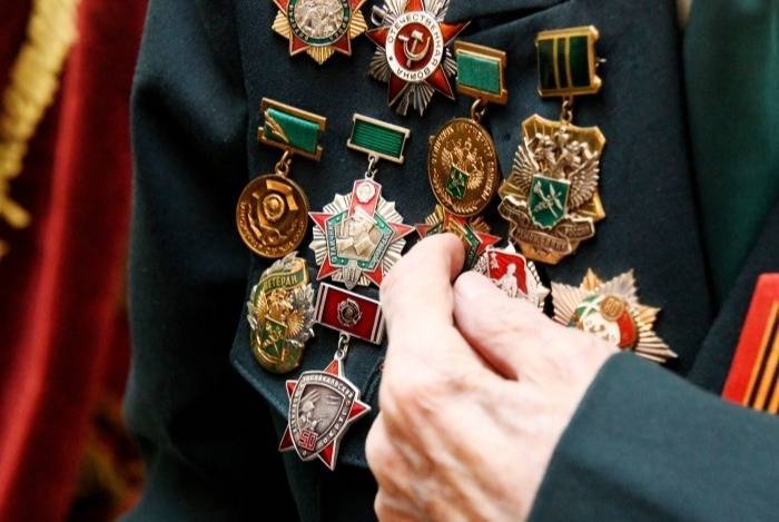 Более 80 тысяч человек получат выплаты ко Дню Победы в Тверской области