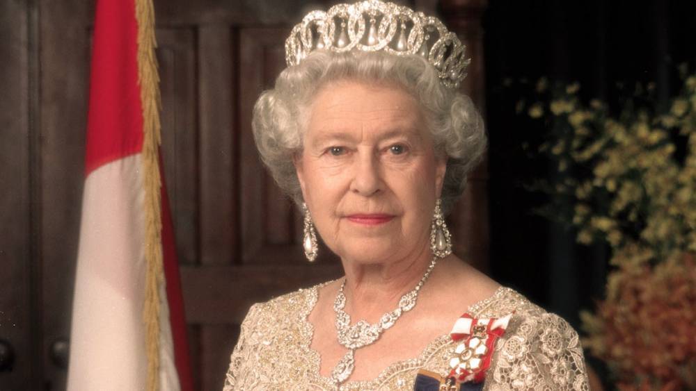 Королева Елизавета II стала прабабушкой в десятый раз