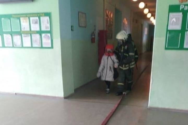 В костромской школе №10, что на улице Просвещения, прошла учебная эвакуация
