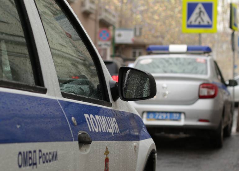 Под Петербургом полиция остановила грабителей на «Пежо»