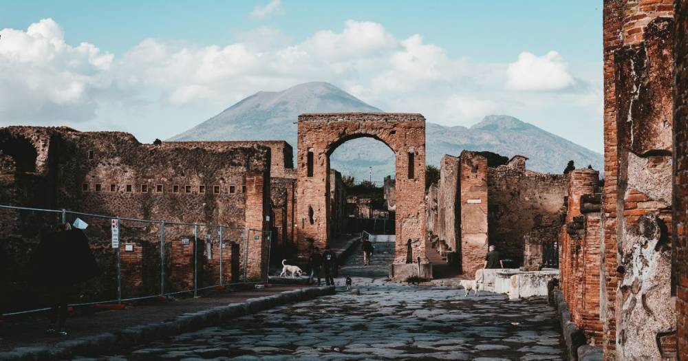 Ученые: извержение Везувия убило жителей Помпей за 15 минут