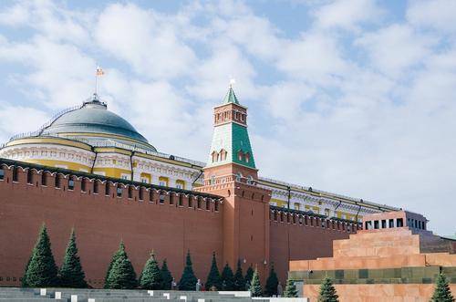 В Кремле назвали незаконными санкции Канады против российских чиновников
