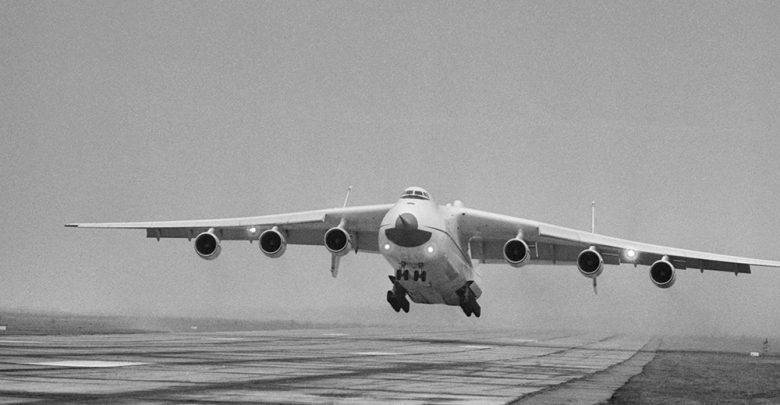 Невостребованный гигант: почему советский самолёт-рекордсмен оказался никому не нужен