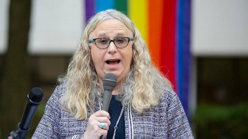На должность помощника министра здравоохранения и социальных служб США утвердили трансгендера