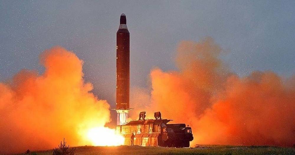 КНДР провела запуск двух баллистических ракет в сторону Японского моря