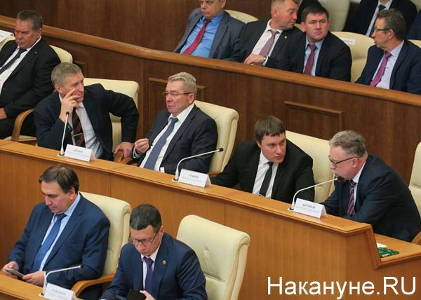 Свердловские депутаты одобрили губернаторскую кандидатуру министра финансов области
