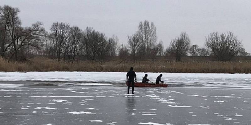 В Харьковской области 15-летний мальчик выбежал на лед, чтобы спасти собаку и утонул - ТЕЛЕГРАФ
