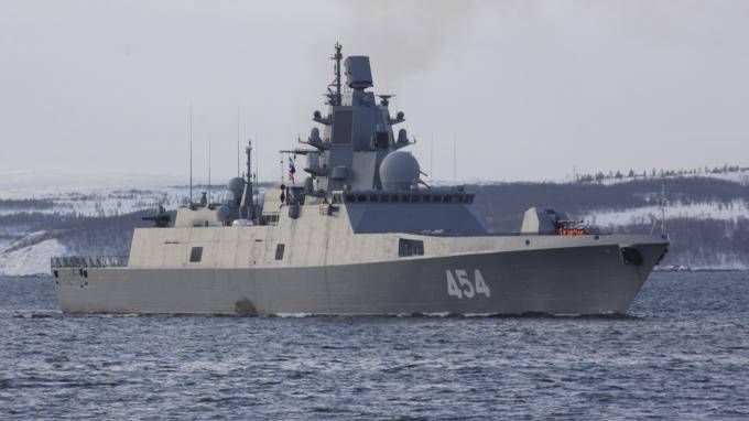 Фрегат "Адмирал Горшков" испытает гиперзвуковую ракету в Баренцевом море