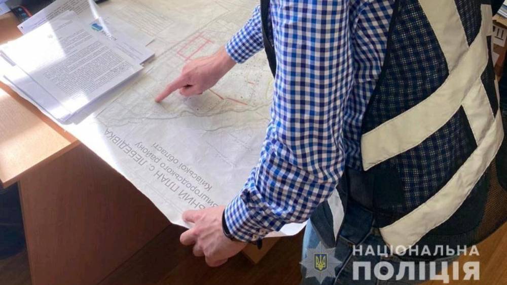 Для застройки: руководителей сельсовета Лебедевки поймали за продажей 10 гектаров леса – фото
