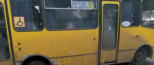 Преступная беспечность: в одесских маршрутках продолжают игнорировать карантин