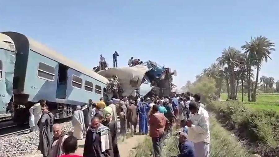 При столкновении поездов в Египте погибли более 30 человек