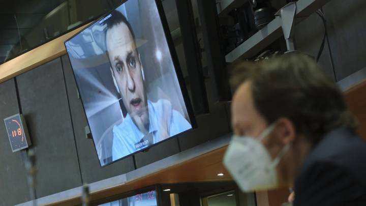 В ЕС обеспокоились здоровьем Навального и призвали освободить его