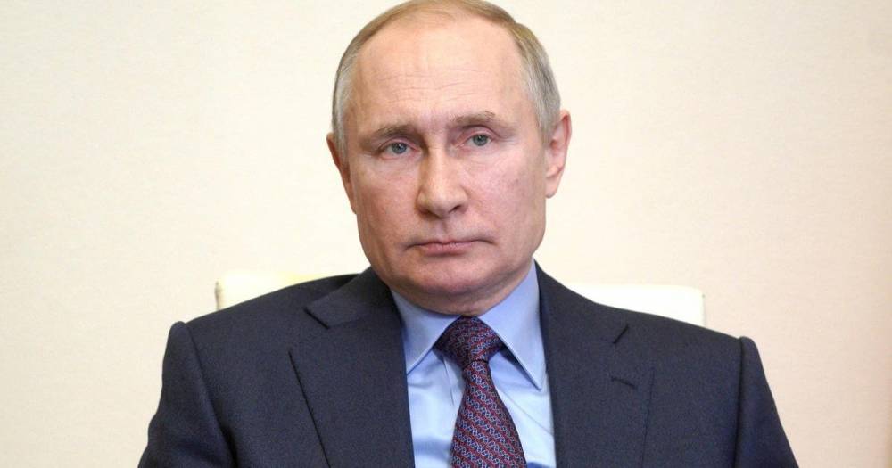 Путин предложил расширить программу туристического кешбэка