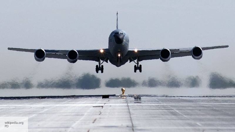 Британцев возмутили маневры самолета Королевских ВВС у границ России