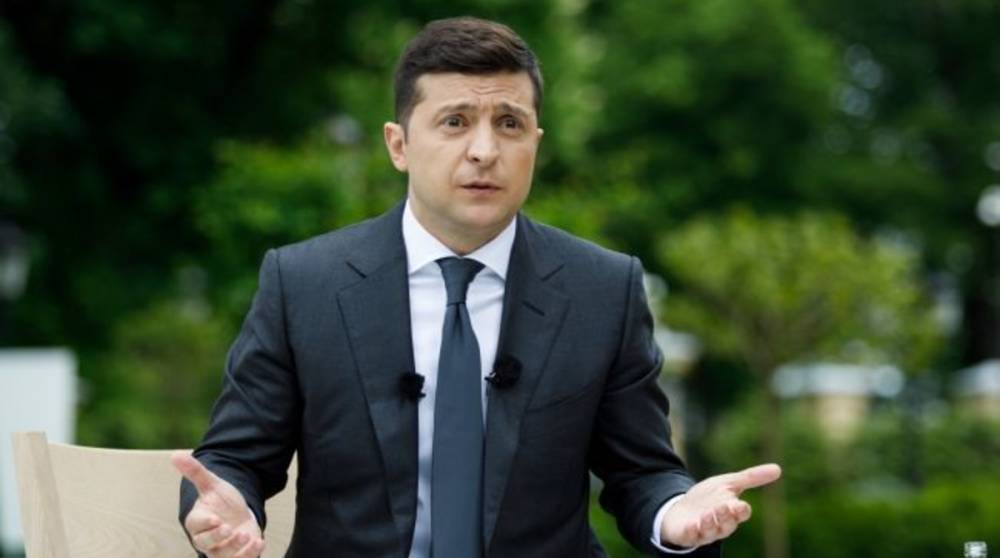 Президент отправил на Донбасс начальника Генштаба
