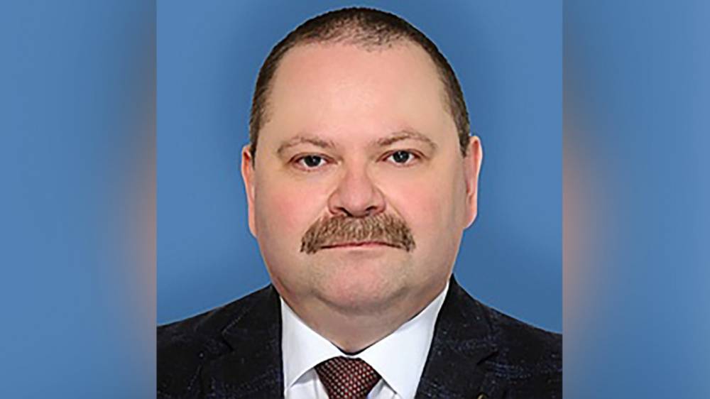 Пензенским депутатам представили нового врио губернатора региона Олега Мельниченко