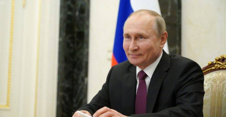Путин поздравил российских фигуристок с исторической победой на чемпионате мира в Стокгольме