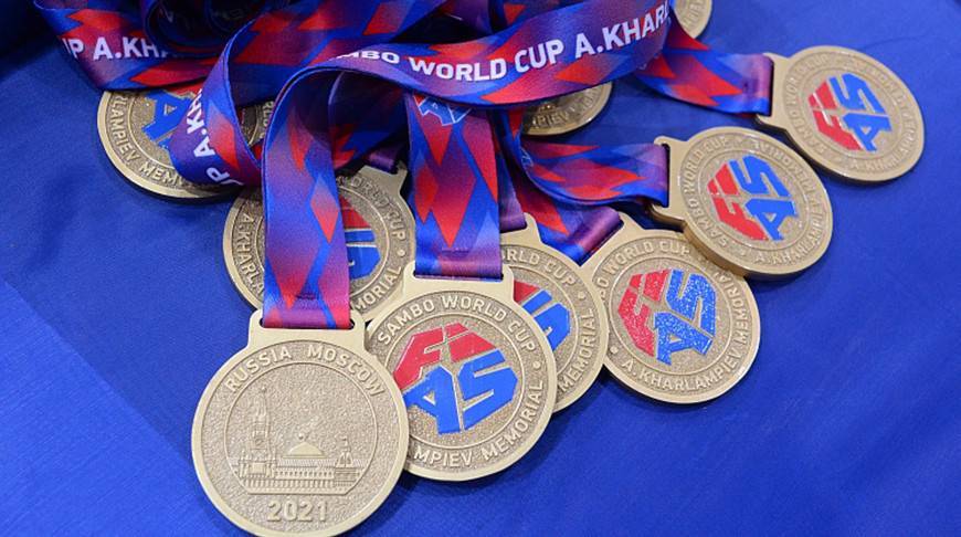 Семь наград выиграли белорусские самбисты на Кубке мира в Москве