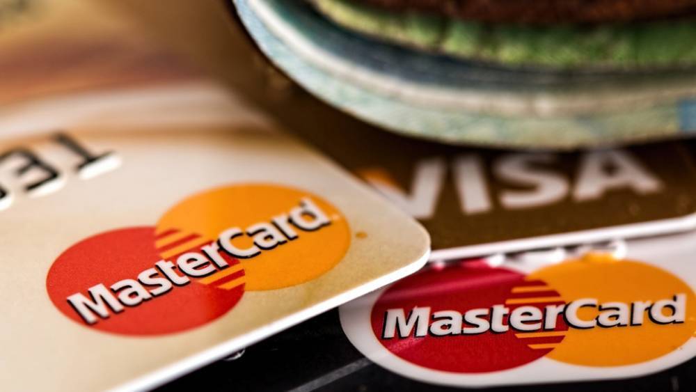 MasterCard повышает комиссию для электронной коммерции в России