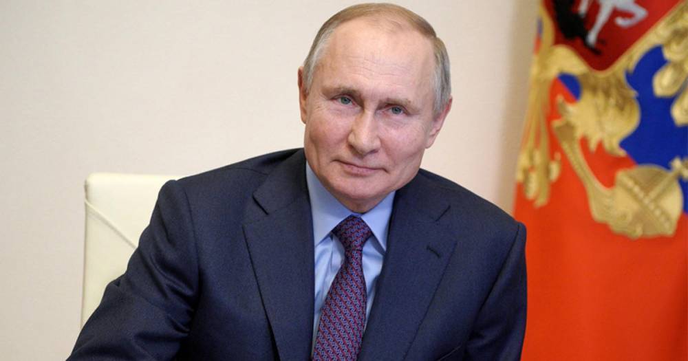 Путин после вакцинации положил перед сном градусник на тумбочку