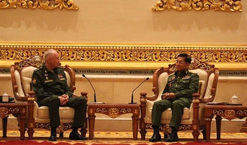 Российские военные наладили контакты с военной хунтой Мьянмы