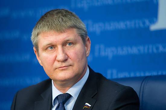 Шеремет призвал завести уголовное дело на вице-премьера Украины