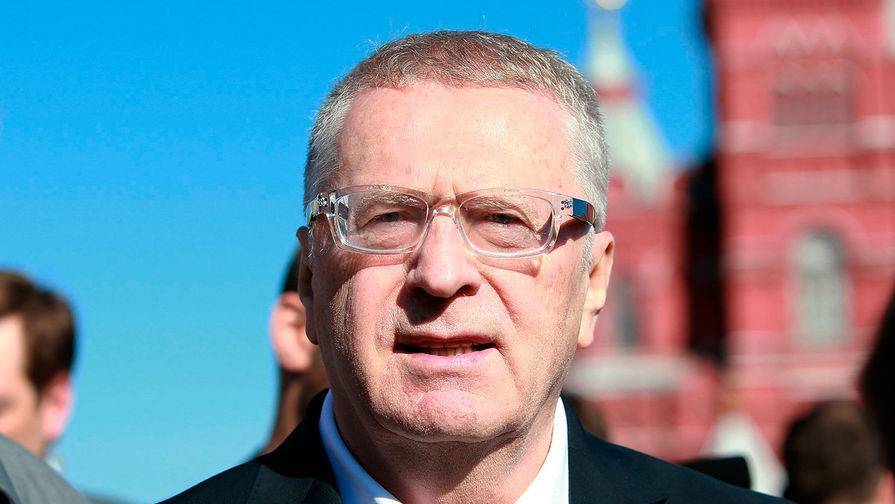 Жириновский обвинил депутатов в несоблюдении масочного режима