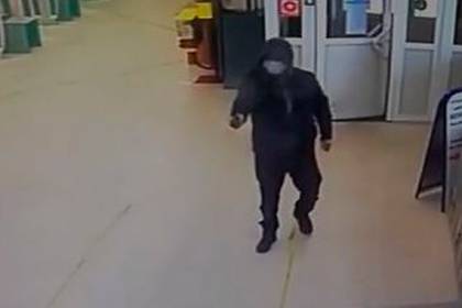 Россиянин получил семь лет за стрельбу из пистолета в заполненном супермаркете